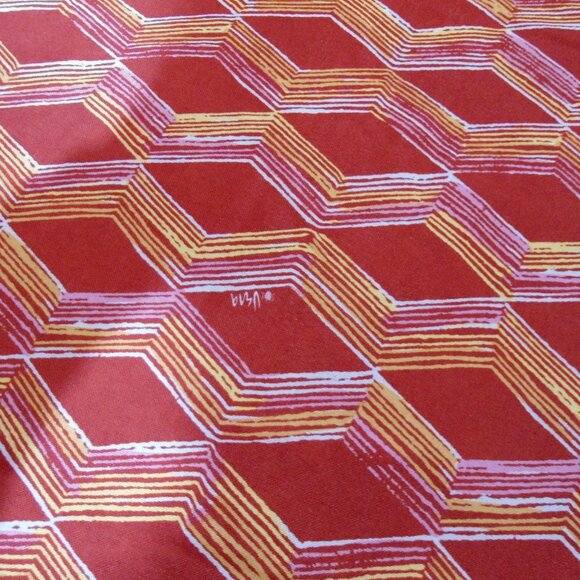 VERA Rectangle 60"x102" Fabric Tablecloth Red White Holiday Colors Modern Vibe - Picture 5 of 10